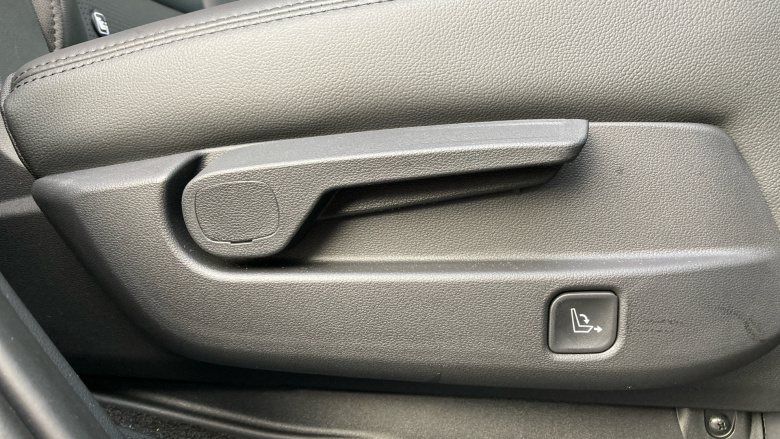 Hyundai SANTA FE 1.6 TGDi Plug-in Hybrid Ultimate 5dr 4WD Auto Estate